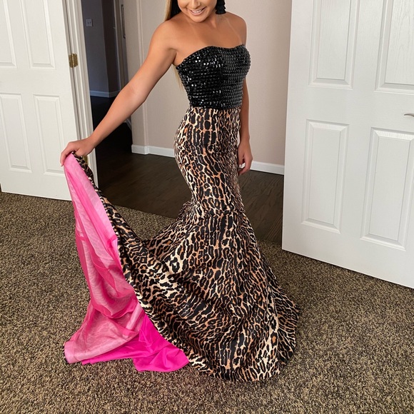 one of a kind prom dresses